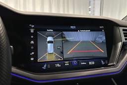 harmaa Volkswagen Touareg 2023 kuva 16.