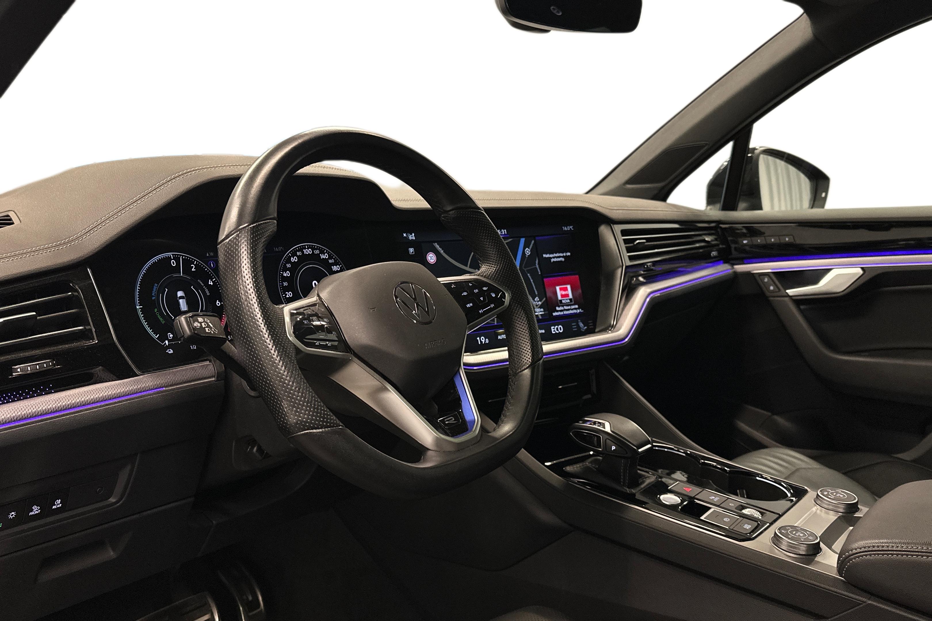 Volkswagen Touareg 2023, kuva 6/35