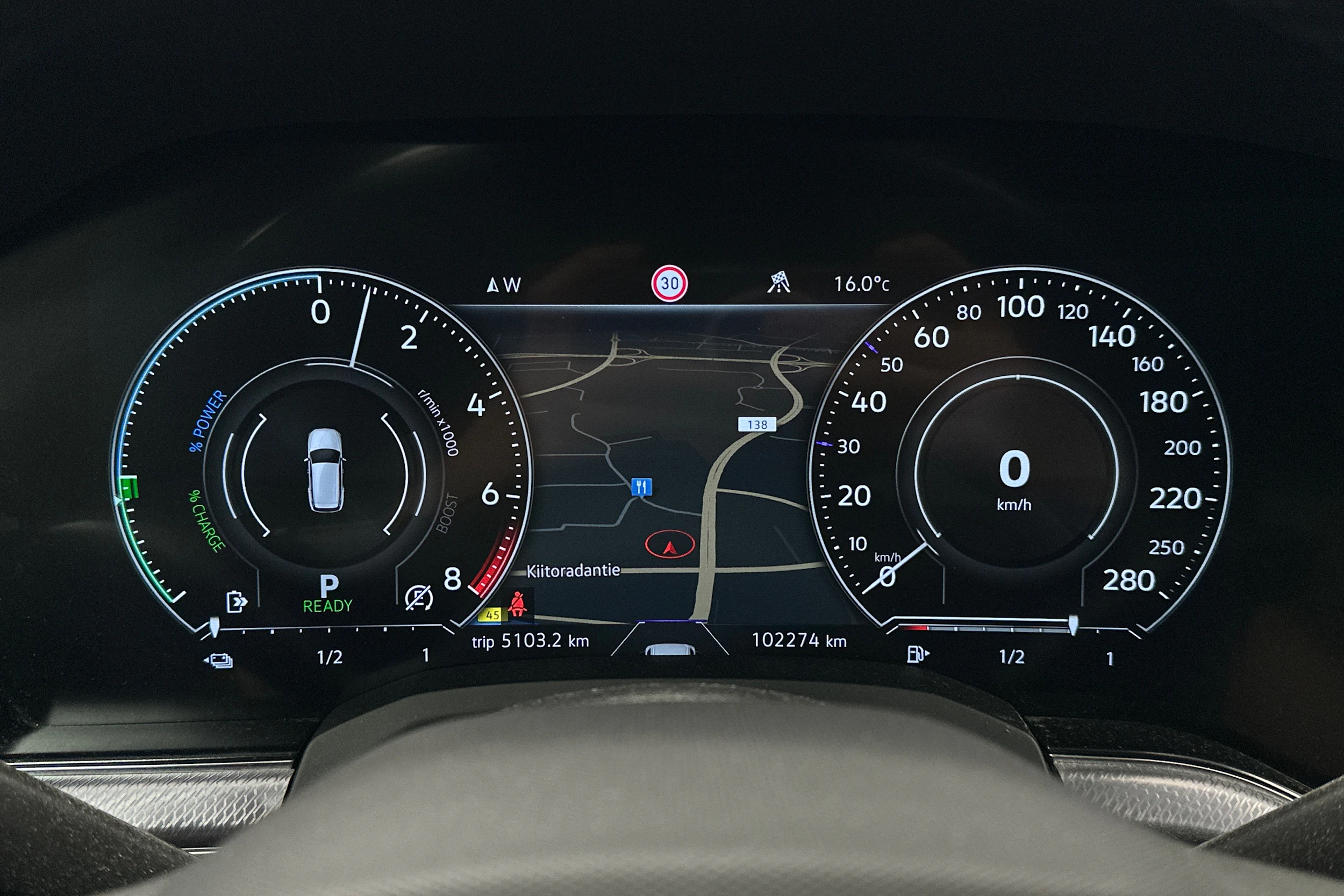 sininen Volkswagen Touareg 2023 kuva 22.