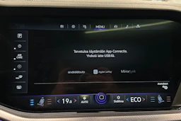 sininen Volkswagen Touareg 2023 kuva 24.
