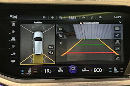 sininen Volkswagen Touareg 2023 kuva 31.