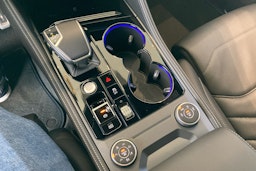 musta Volkswagen Touareg 2024 kuva 21.