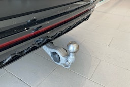 musta Volkswagen Touareg 2024 kuva 25.