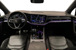 musta Volkswagen Touareg 2024 kuva 9.