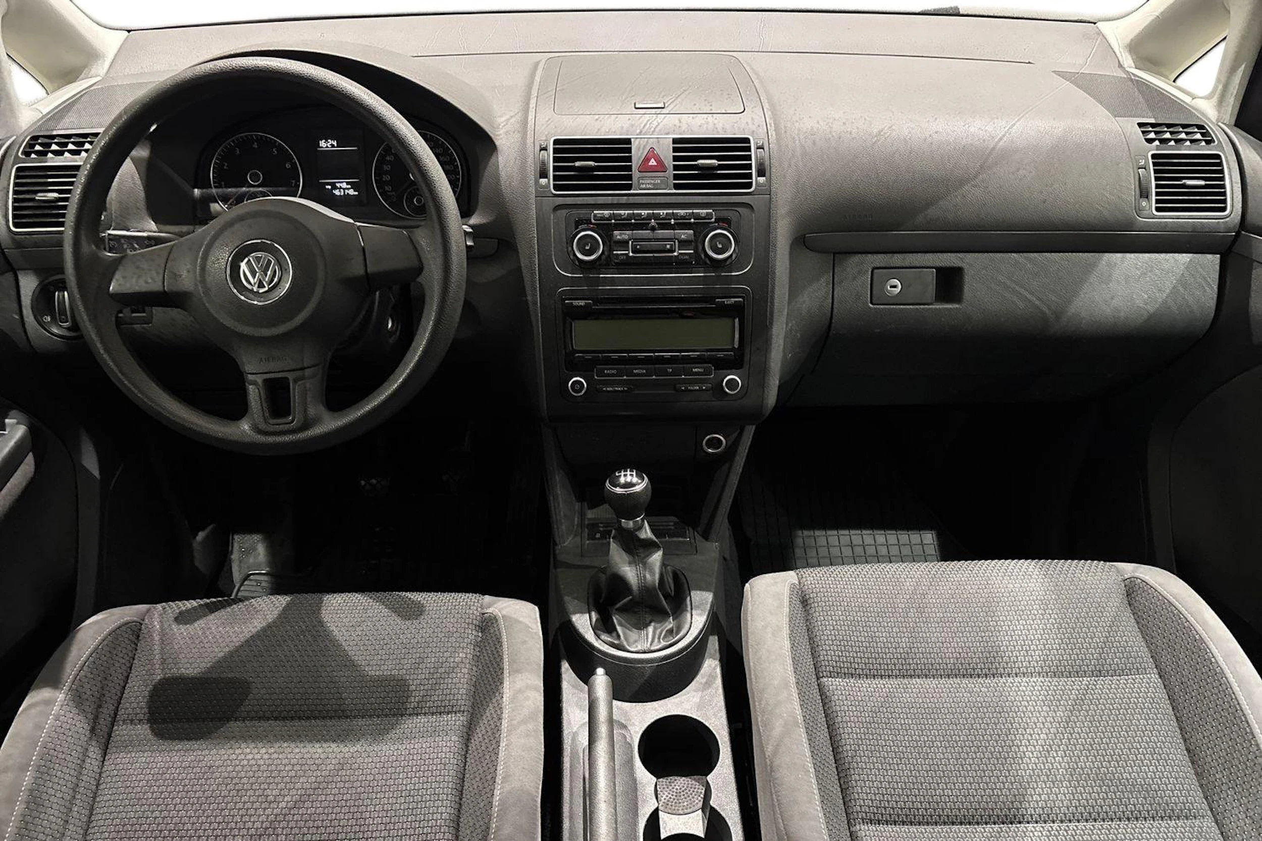 sininen Volkswagen Touran 2010 kuva 7.