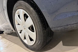 sininen Volkswagen Touran 2010 kuva 10.