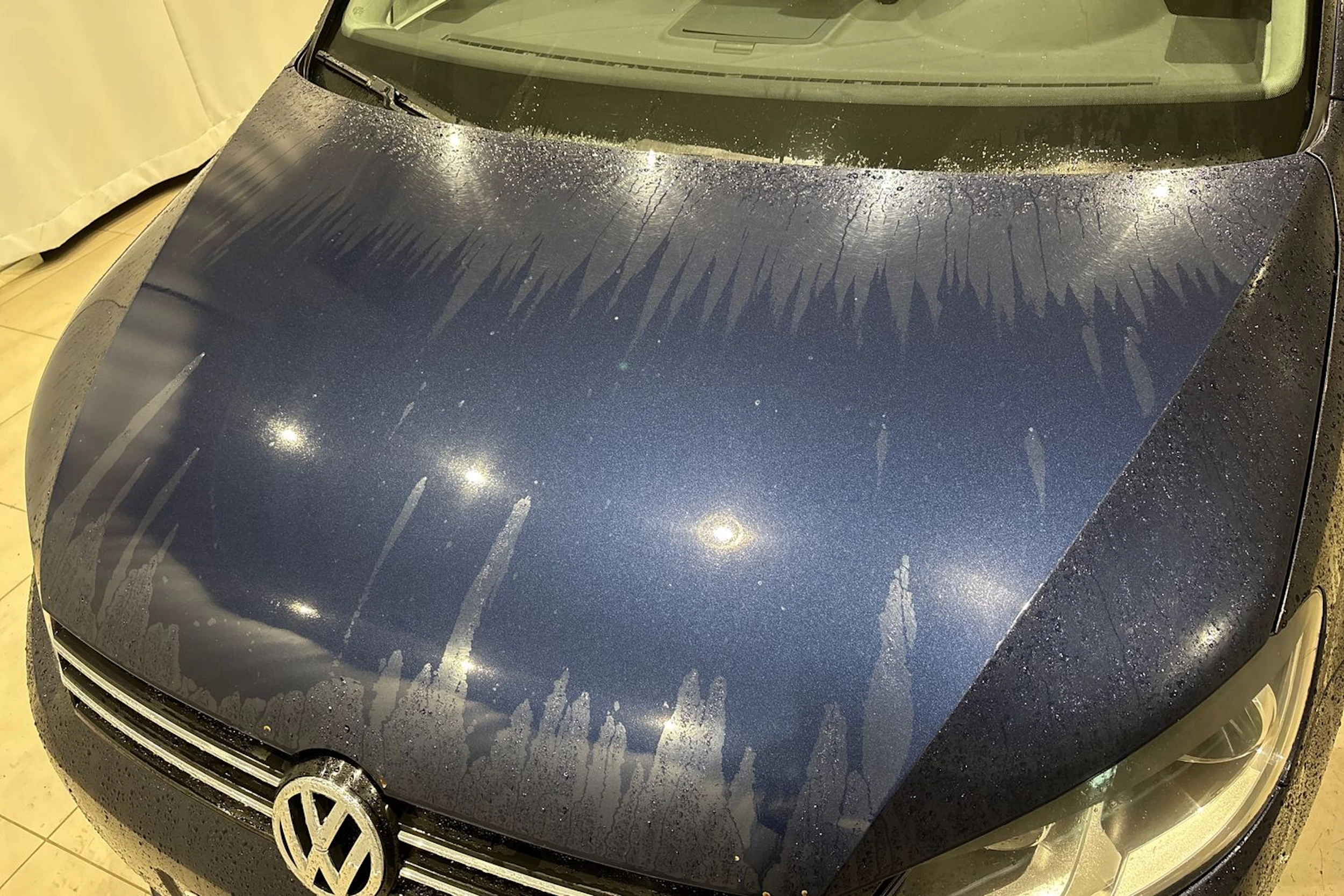 sininen Volkswagen Touran 2010 kuva 39.