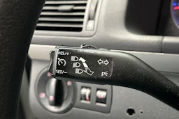 Hopea Volkswagen TOURAN 2010 kuva 19.