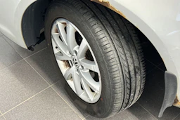 Hopea Volkswagen TOURAN 2010 kuva 27.