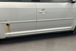 Hopea Volkswagen TOURAN 2010 kuva 42.