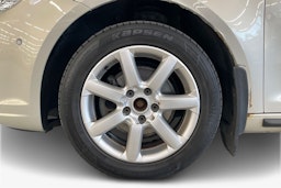 Hopea Volkswagen TOURAN 2011 kuva 12.