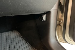 Hopea Volkswagen TOURAN 2011 kuva 25.