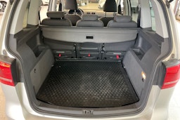 Hopea Volkswagen TOURAN 2011 kuva 26.
