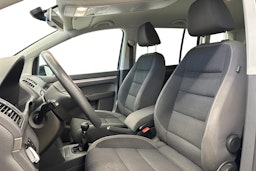 sininen Volkswagen Touran 2011 kuva 10.