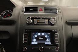 sininen Volkswagen Touran 2011 kuva 14.