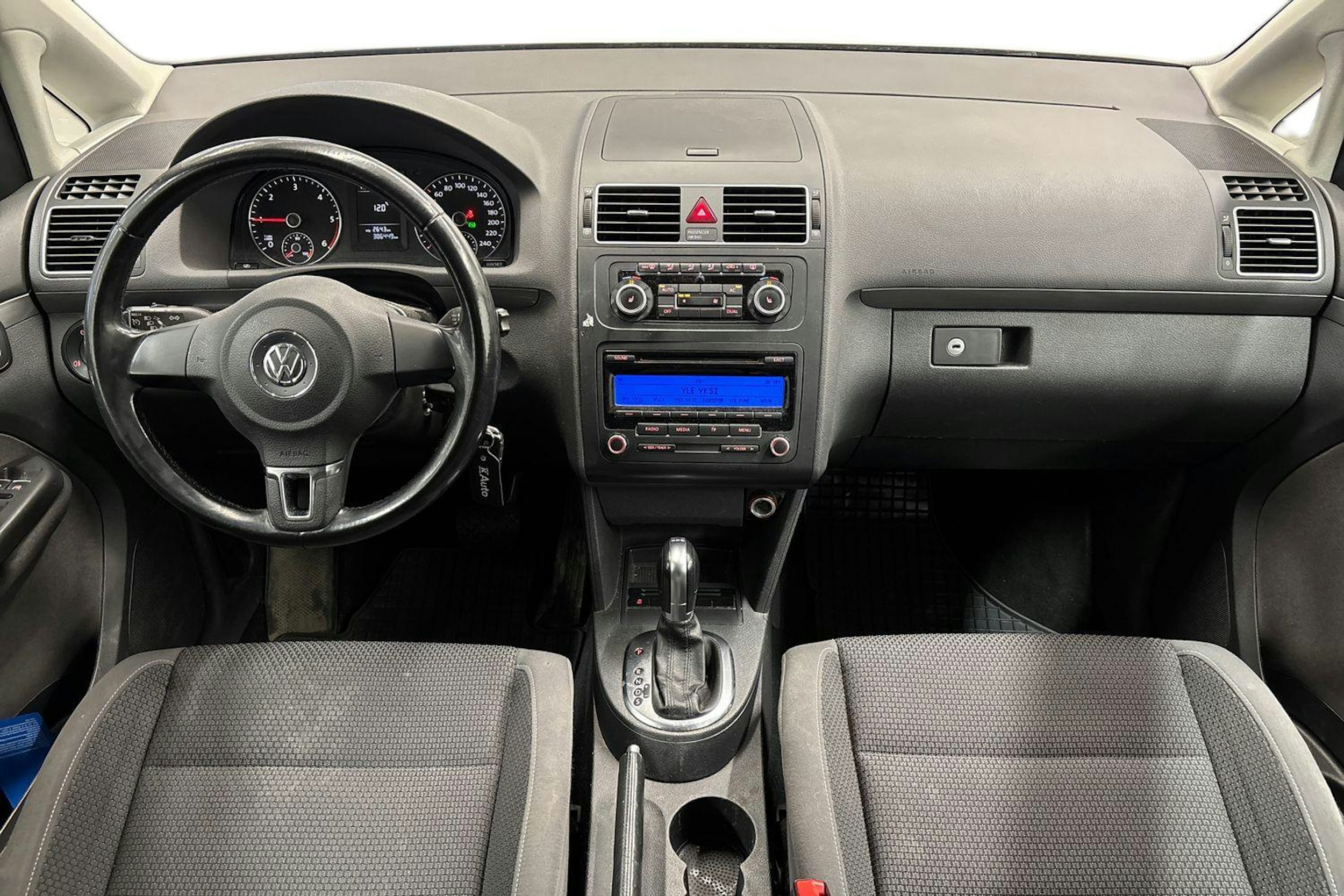 Ruskea (beige) Volkswagen TOURAN 2011 kuva 7.