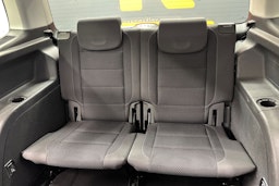 Ruskea (beige) Volkswagen TOURAN 2011 kuva 12.