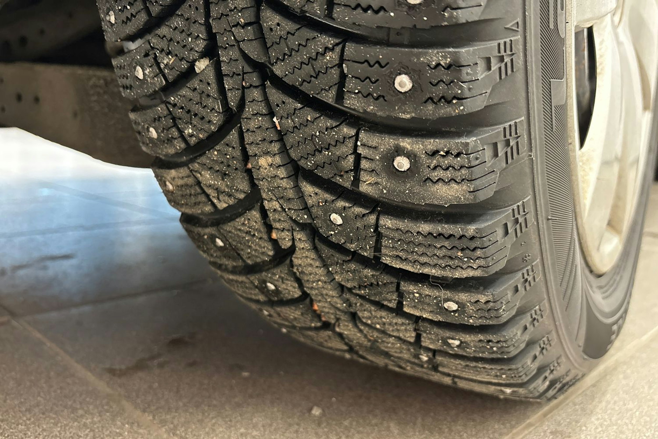 Ruskea (beige) Volkswagen TOURAN 2011 kuva 29.