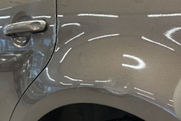 Ruskea (beige) Volkswagen TOURAN 2011 kuva 31.