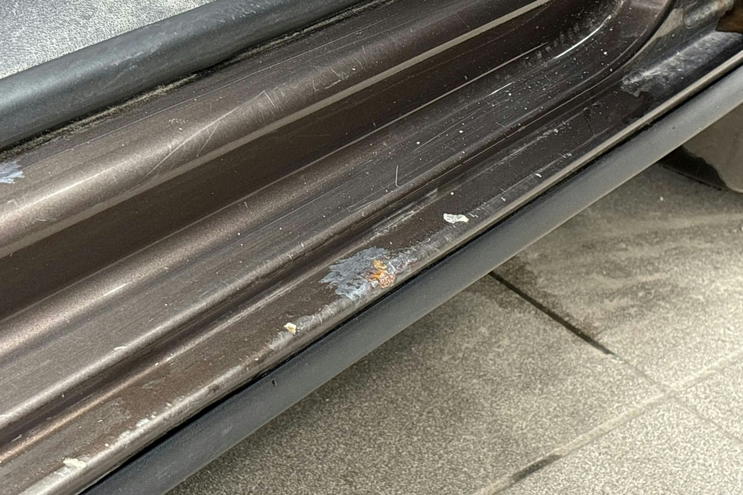 Ruskea (beige) Volkswagen TOURAN 2011 kuva 39.