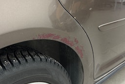 Ruskea (beige) Volkswagen TOURAN 2011 kuva 40.