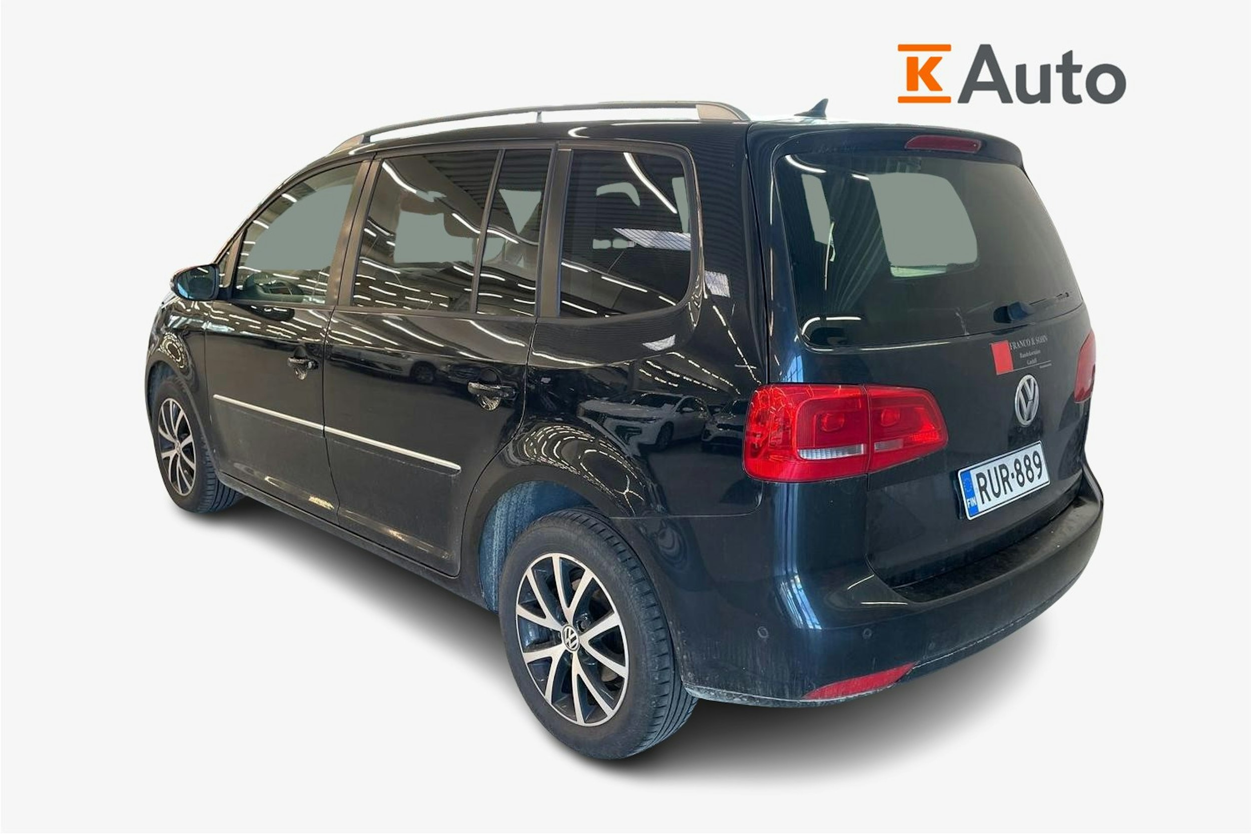 Musta Volkswagen TOURAN 2011 kuva 2.