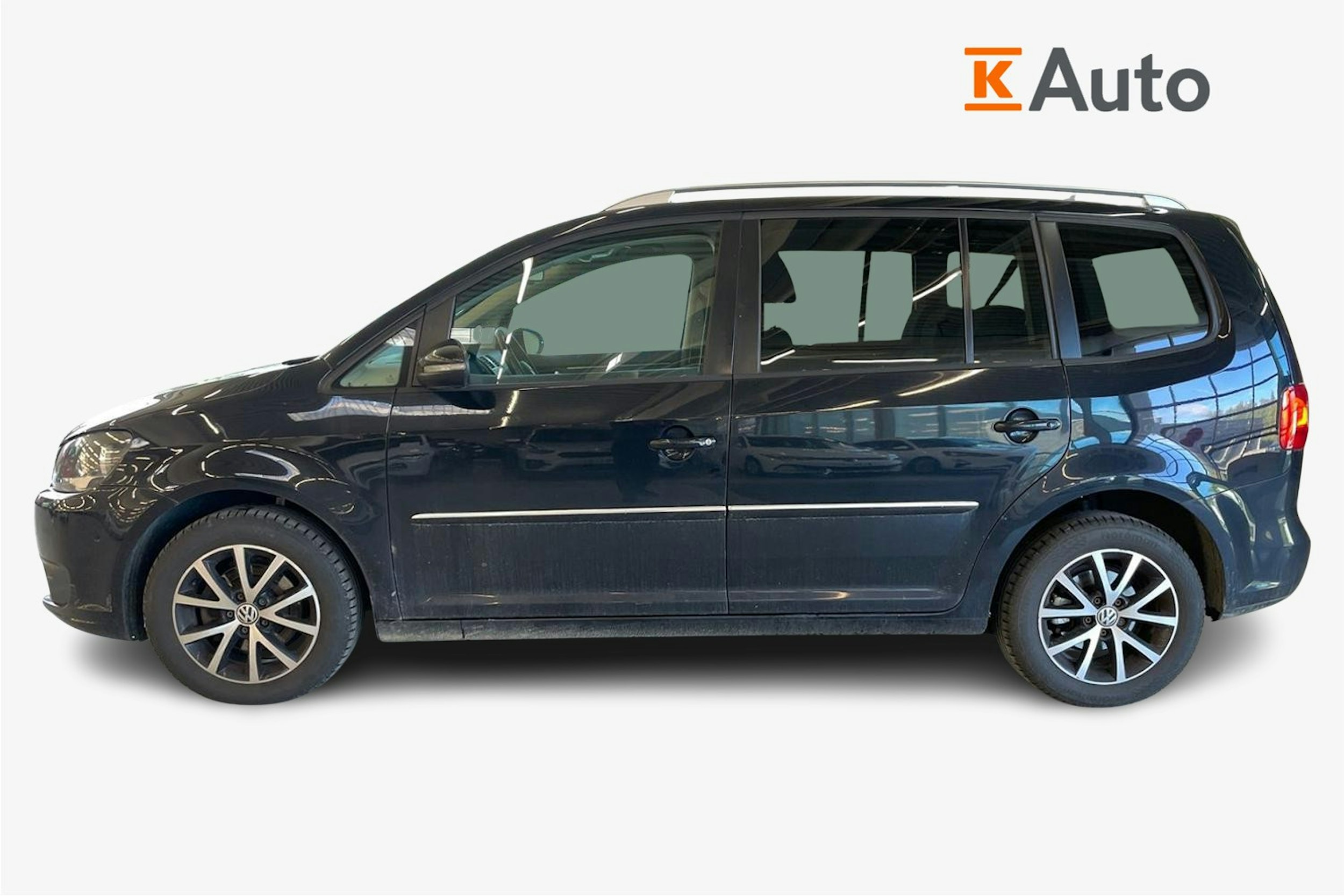Musta Volkswagen TOURAN 2011 kuva 5.