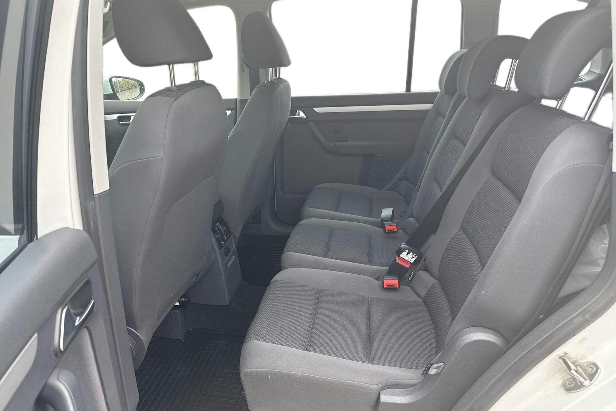 Valkoinen Volkswagen TOURAN 2012 kuva 10.