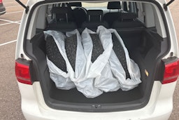 Valkoinen Volkswagen TOURAN 2012 kuva 19.