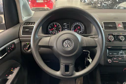 met. ruskea (beige) Volkswagen Touran 2012 kuva 16.