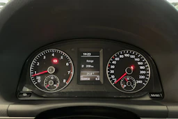 met. ruskea (beige) Volkswagen Touran 2012 kuva 17.