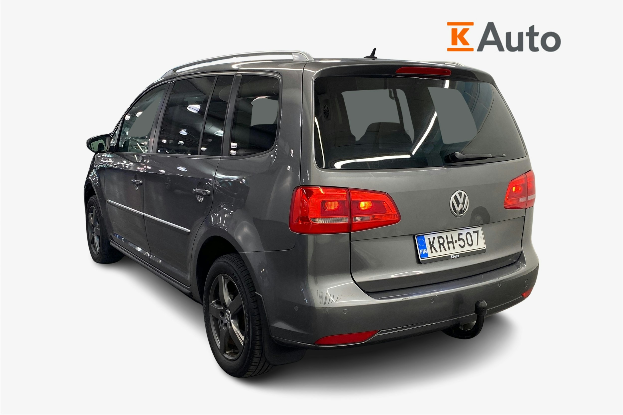 harmaa Volkswagen Touran 2012 kuva 2.