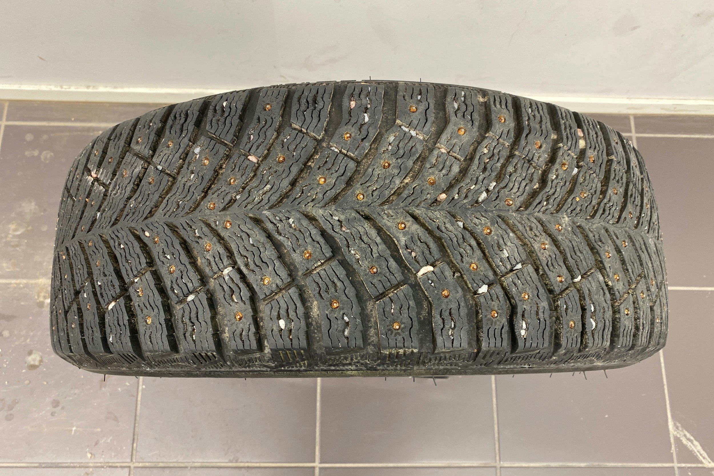 harmaa Volkswagen Touran 2012 kuva 21.