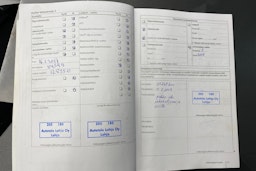 harmaa Volkswagen Touran 2012 kuva 26.