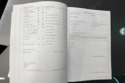 harmaa Volkswagen Touran 2012 kuva 29.