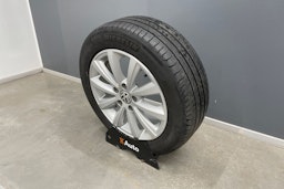 harmaa Volkswagen Touran 2012 kuva 14.