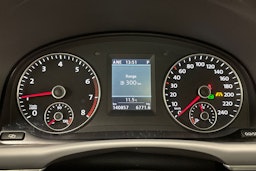 harmaa Volkswagen Touran 2012 kuva 16.