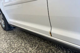 Valkoinen Volkswagen TOURAN 2012 kuva 25.