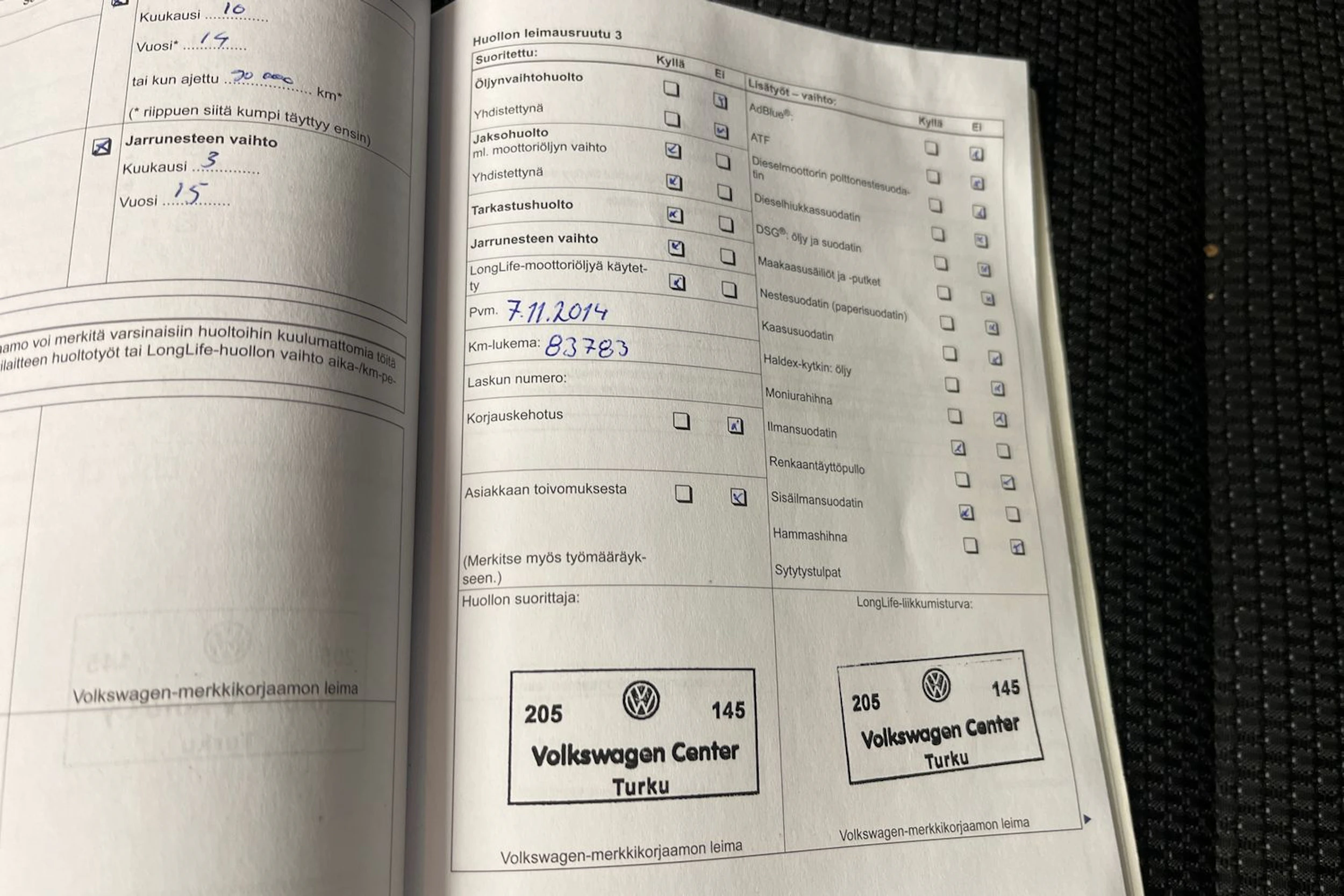 Valkoinen Volkswagen TOURAN 2012 kuva 32.