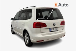 valkoinen Volkswagen Touran 2012 kuva 2.