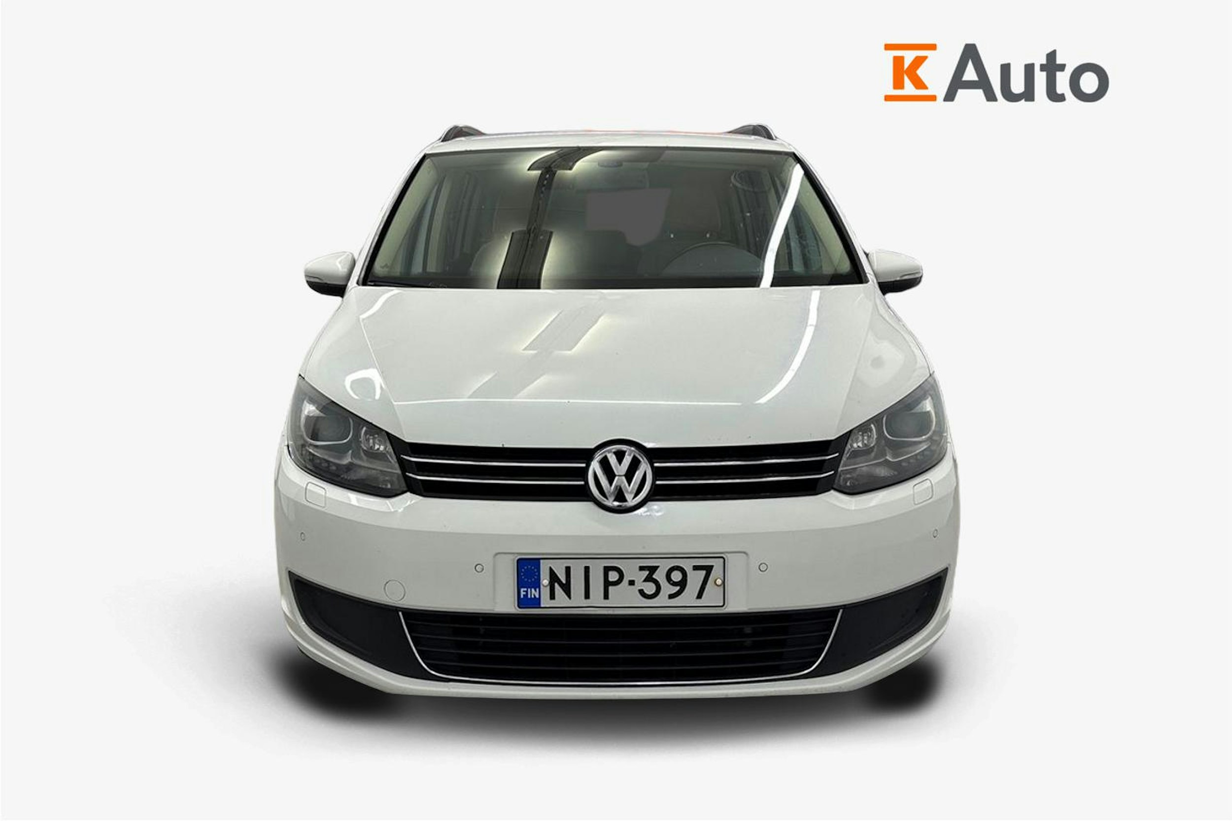 Valkoinen Volkswagen Touran 2012 kuva 5.
