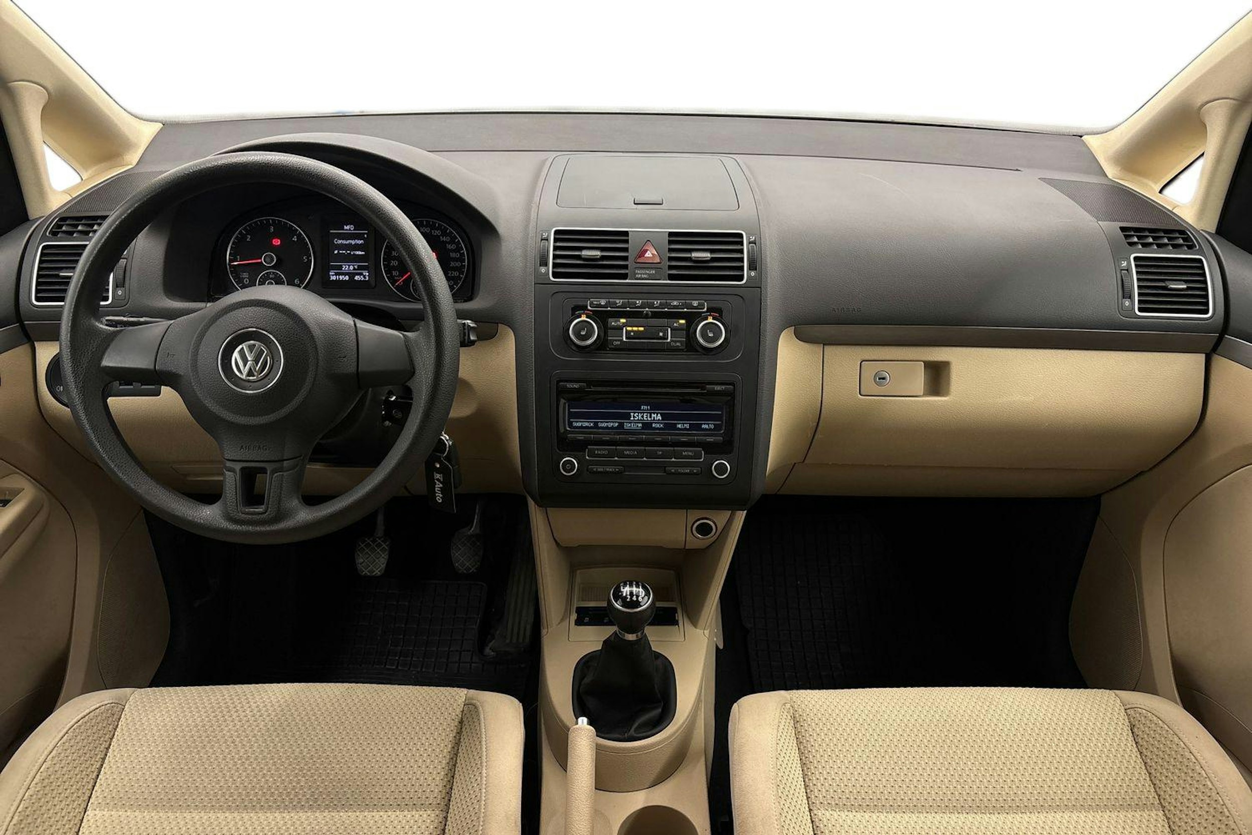 Valkoinen Volkswagen Touran 2012 kuva 9.