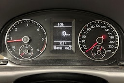 Valkoinen Volkswagen Touran 2012 kuva 21.