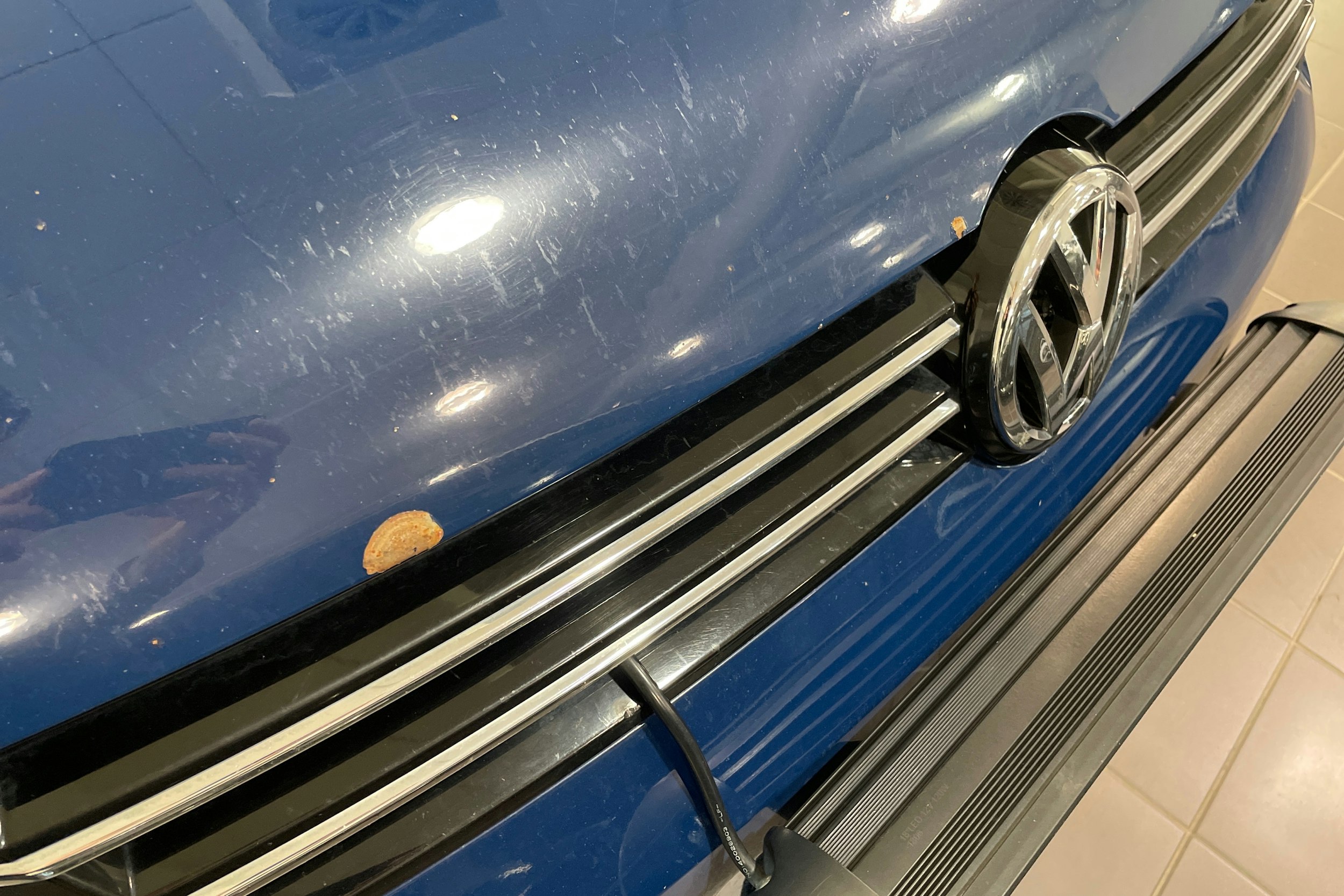 Sininen Volkswagen TOURAN 2012 kuva 24.