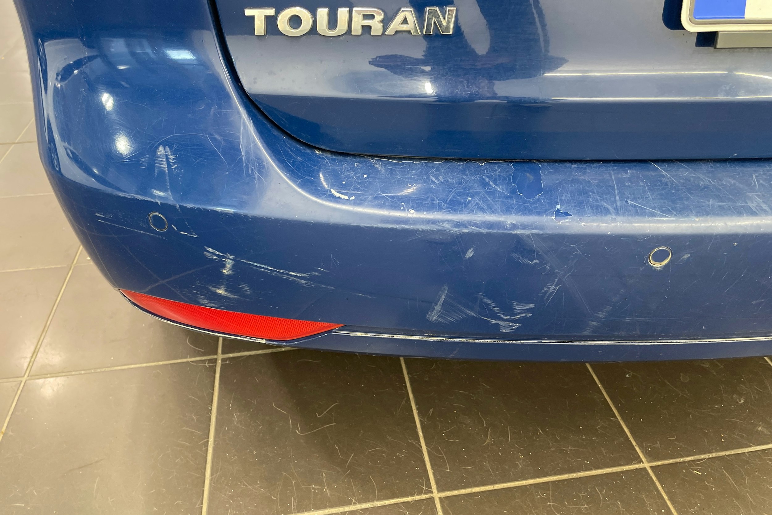 Sininen Volkswagen TOURAN 2012 kuva 29.