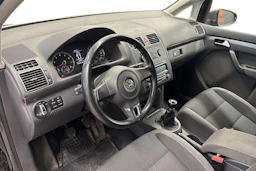 harmaa Volkswagen Touran 2012 kuva 7.