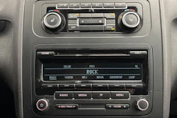 harmaa Volkswagen Touran 2012 kuva 19.