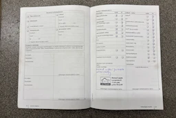 harmaa Volkswagen Touran 2012 kuva 39.