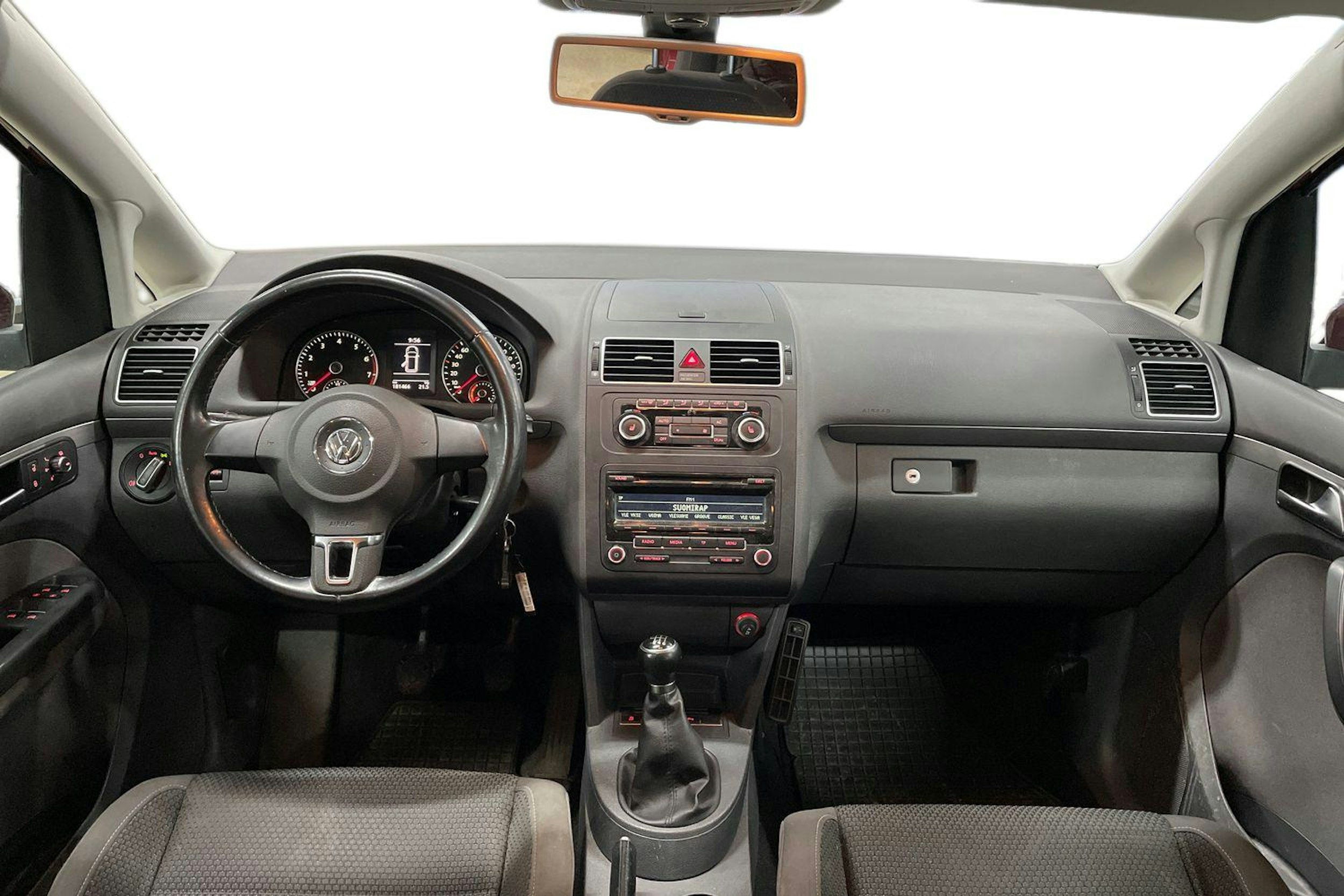 punainen Volkswagen TOURAN 2012 kuva 9.