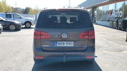 ruskea (beige) Volkswagen Touran 2013 kuva 6.